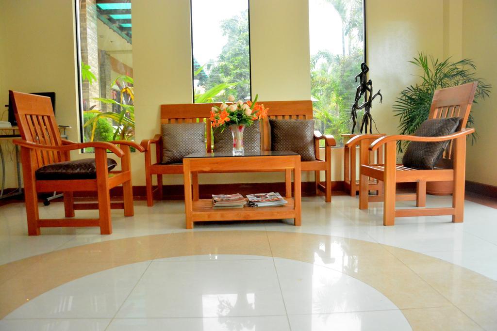Casanas Suites Puerto Princesa Dış mekan fotoğraf