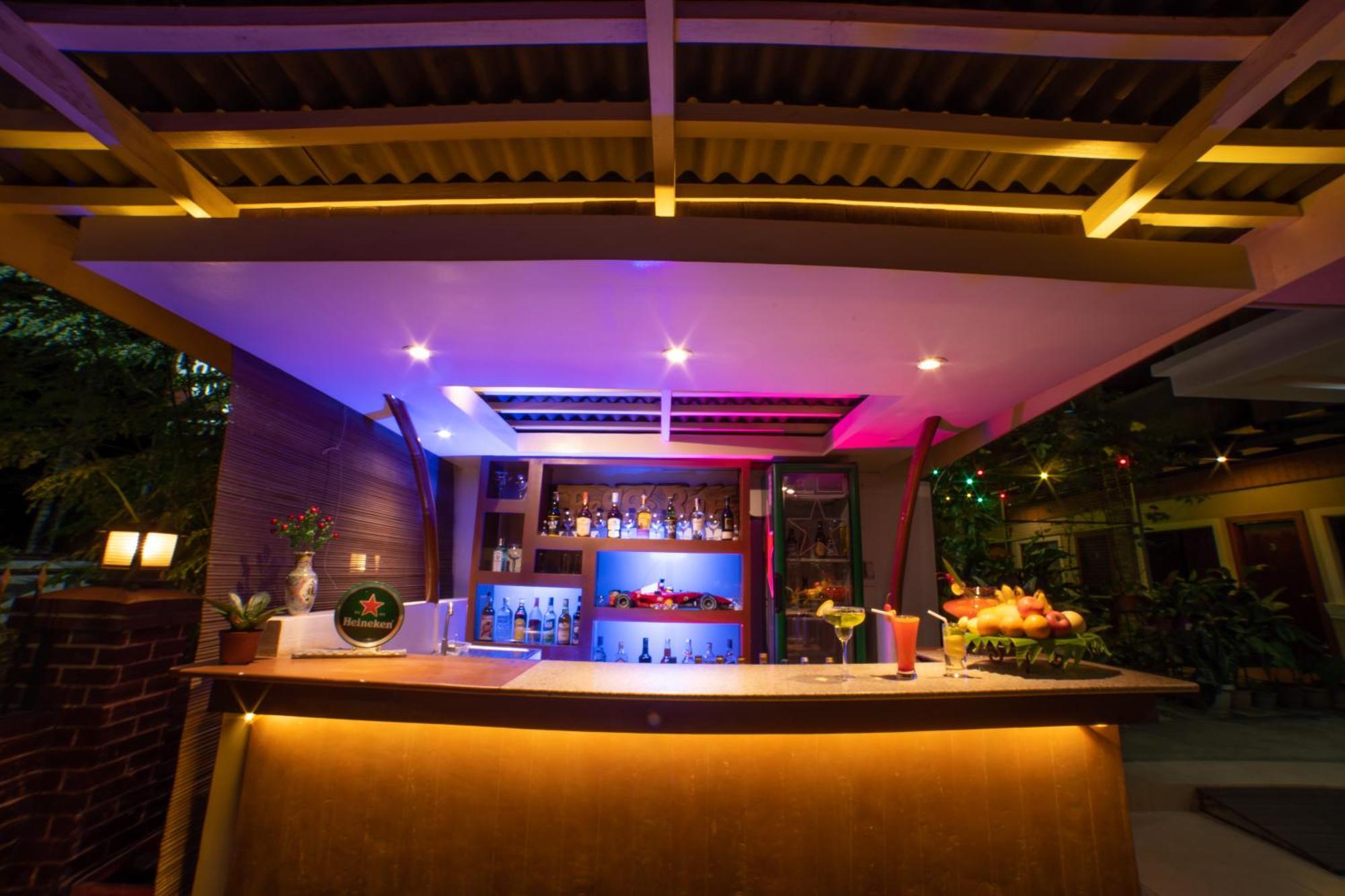 Casanas Suites Puerto Princesa Dış mekan fotoğraf