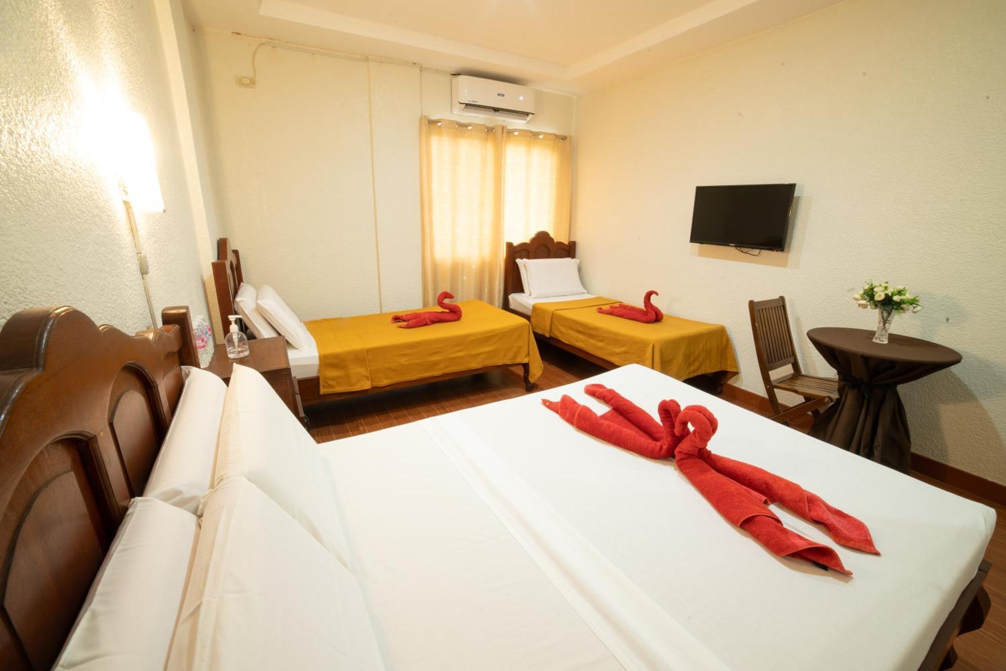 Casanas Suites Puerto Princesa Dış mekan fotoğraf