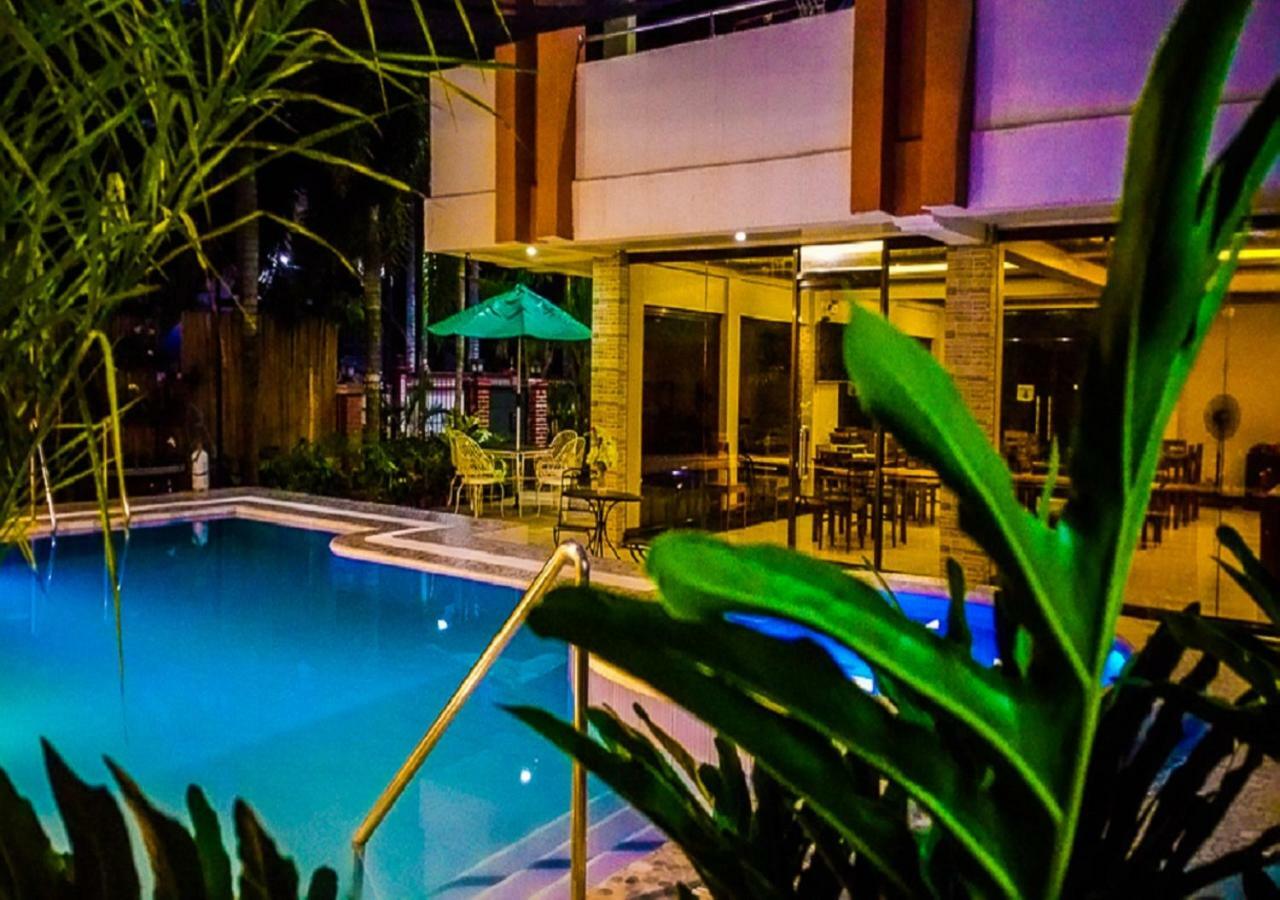 Casanas Suites Puerto Princesa Dış mekan fotoğraf
