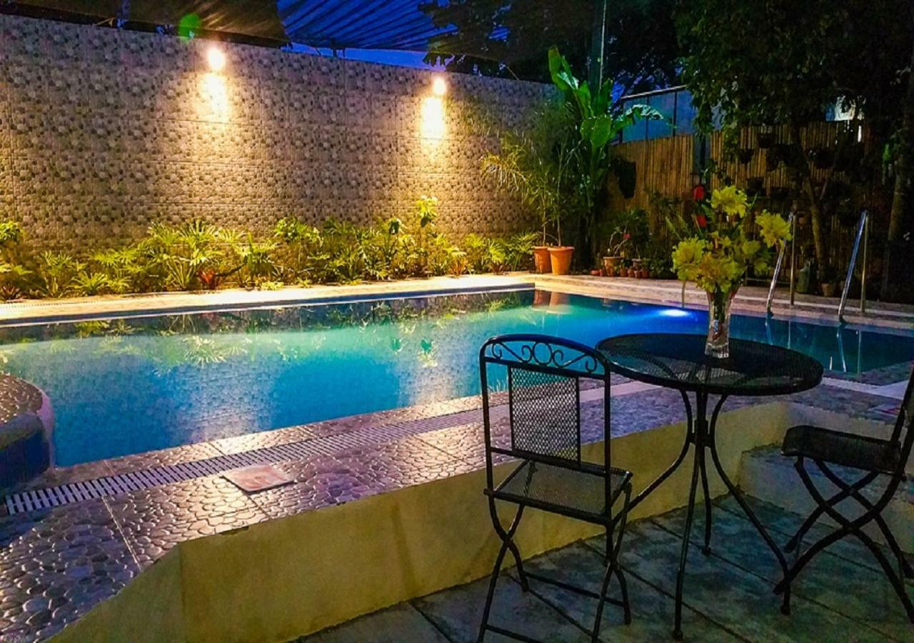 Casanas Suites Puerto Princesa Dış mekan fotoğraf